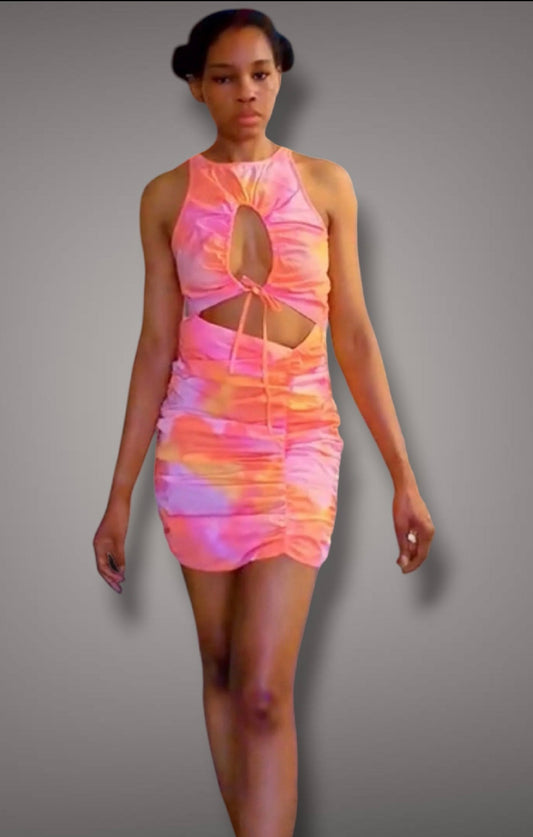 Cute little dress.